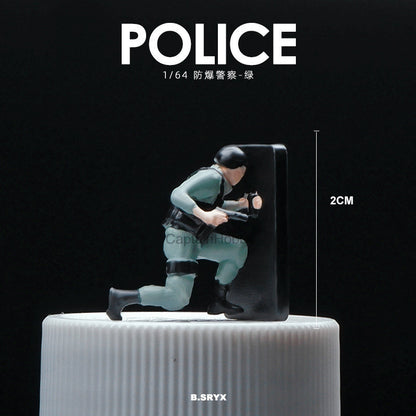 Miniature Figures 1/64 Scale – Realistic People Figurines for Die-Cast Model Cars & Diorama Props